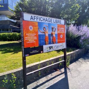 Le Slip colle illégalement dans les rues de Nantes